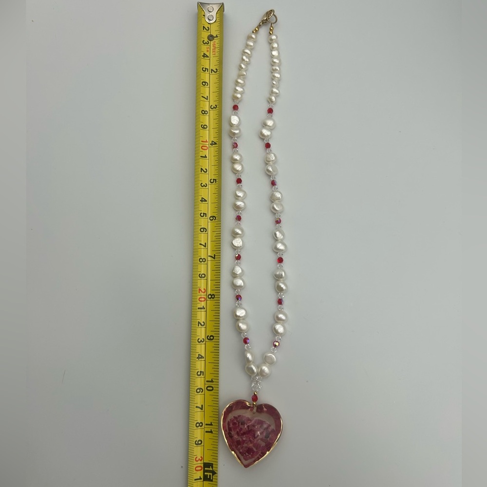 *New* Faux Pearl and Lucite Heart Necklace - Picture 9 of 9